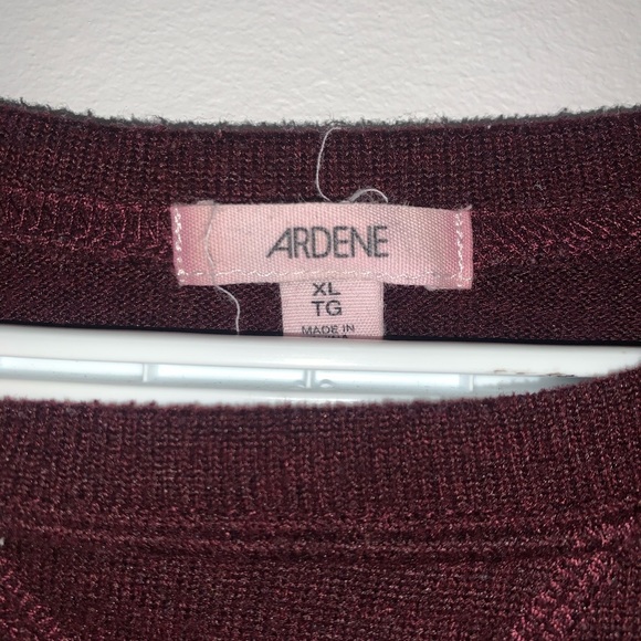 Red sweatshirt - Picture 3 of 3